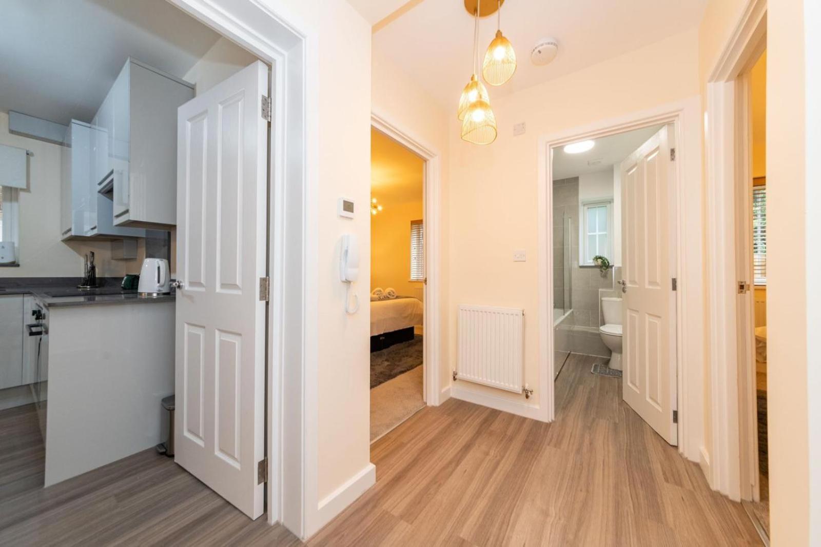 2 Bedroom Flat Free Parking Apartment